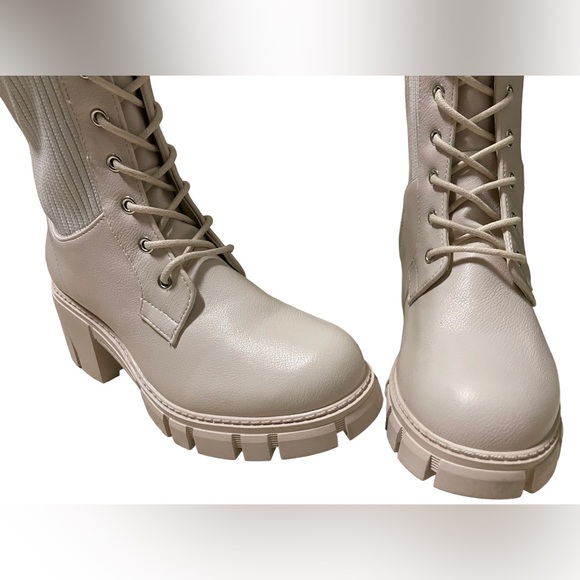 Nwot Lace-Up Chunky Sock Boots - Picture 9 of 13